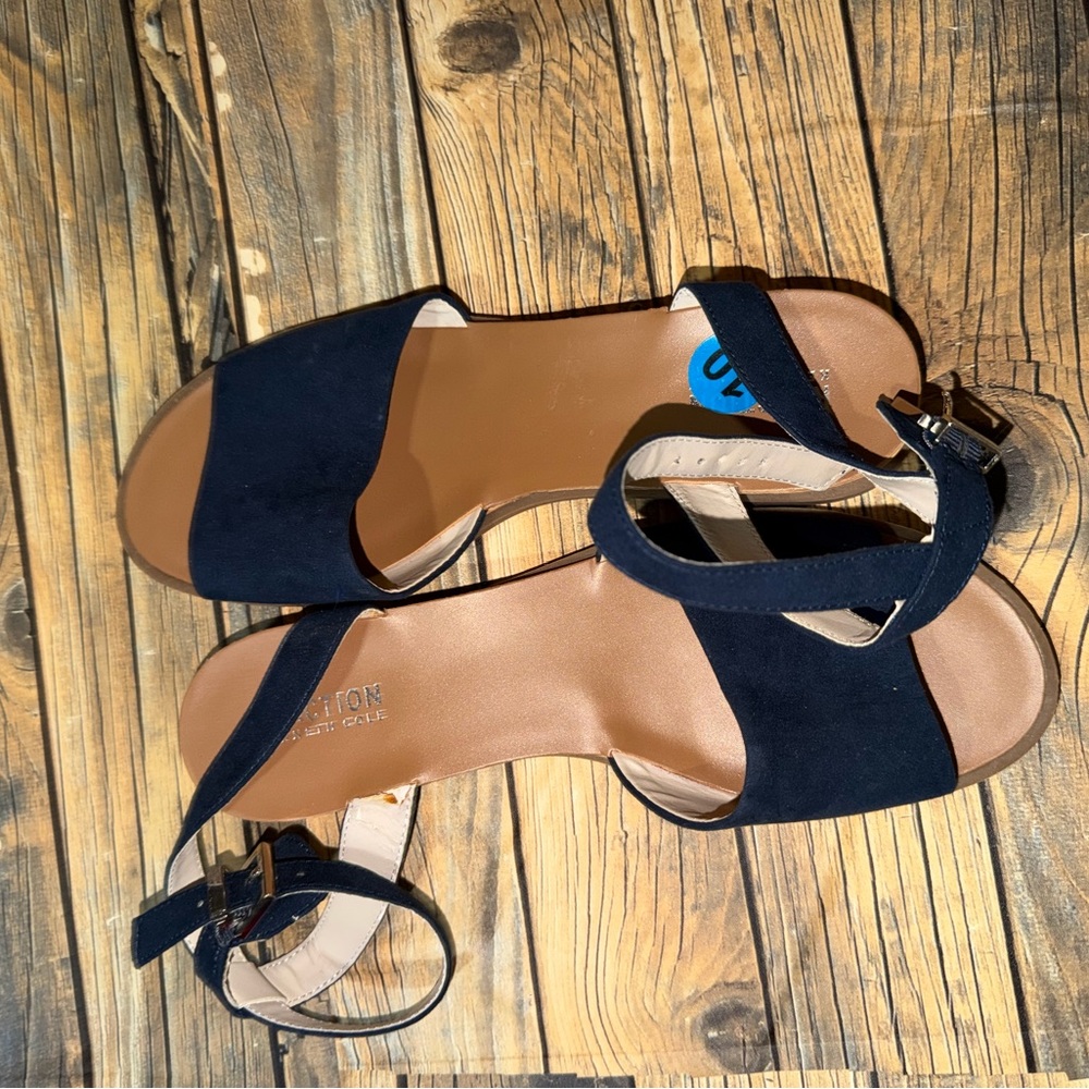 Kenneth Cole‎ Navy Blue Sandals